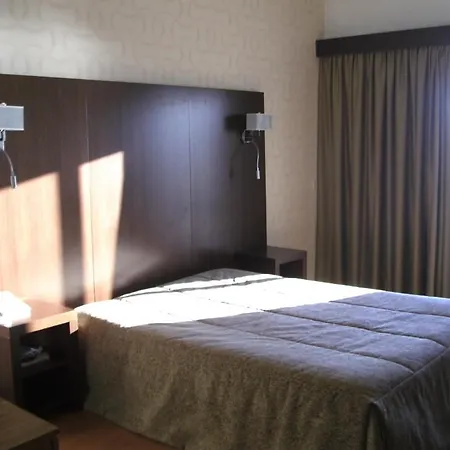 Atlantida Sol Отель Фигейра-да-Фош