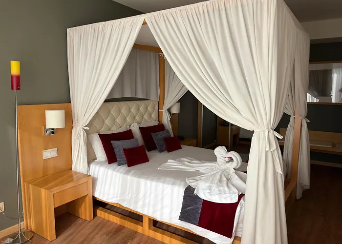 Atlantida Sol 3* فيغيورا دا فوز