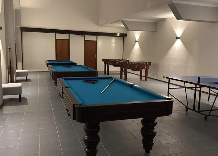 Atlantida Sol فندق فيغيورا دا فوز