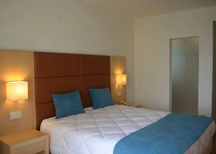 Atlantida Sol فندق فيغيورا دا فوز